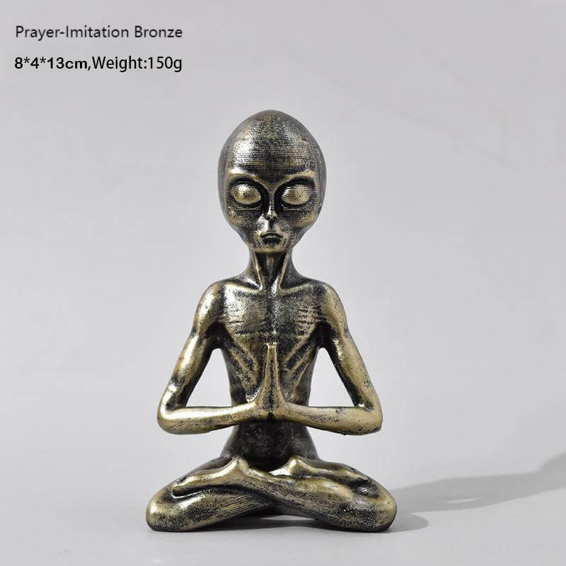 Alien yoga resin figurine